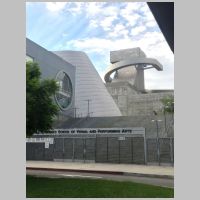 Ramon C. Cortines School Of Visual And Performing Arts Los Angeles, USA, photo by Architectsea on Wikipedia.JPG